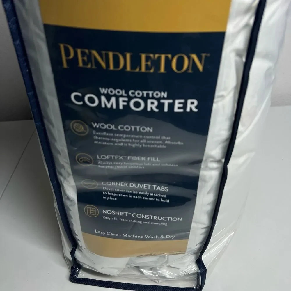 Pendleton Wool Cotton Queen Comforter  White Rare NWT